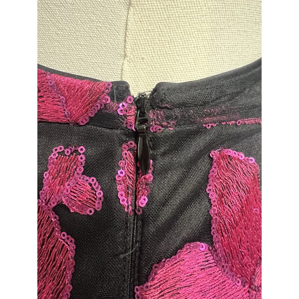 Guess Mini Dress Size 4 Fuschia Floral Sequins Embroidered Open Back Club Party - Picture 5 of 10